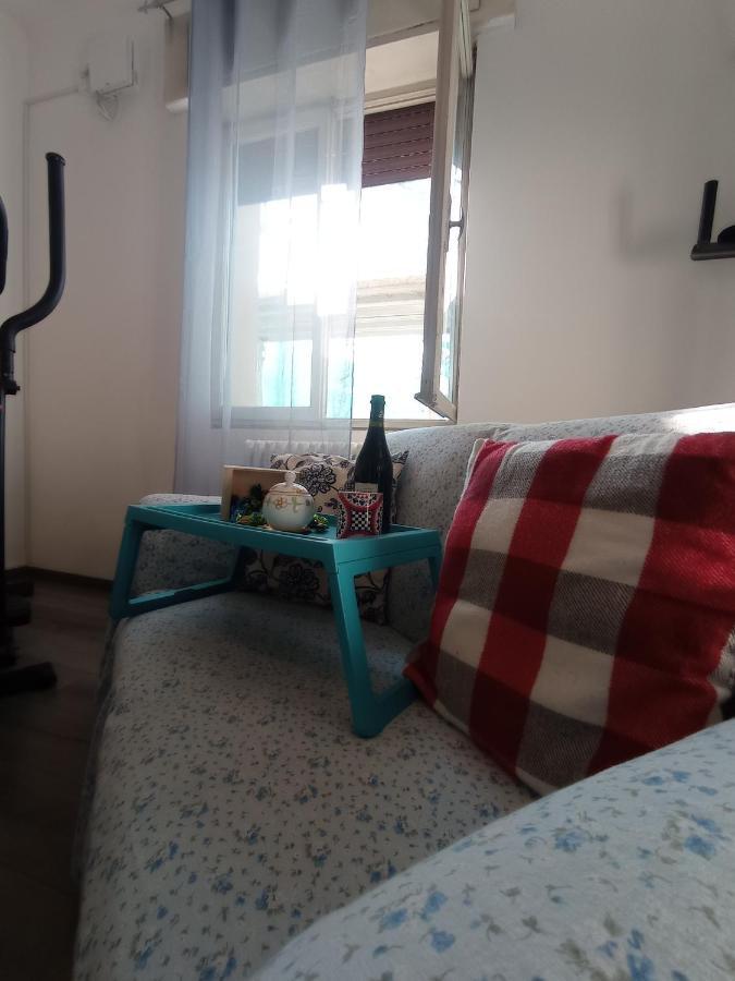 Casa Giotto, Grazioso Trilocale Appartement Carate Brianza Buitenkant foto